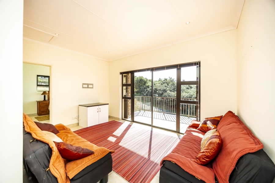 4 Bedroom Property for Sale in Cintsa East Eastern Cape